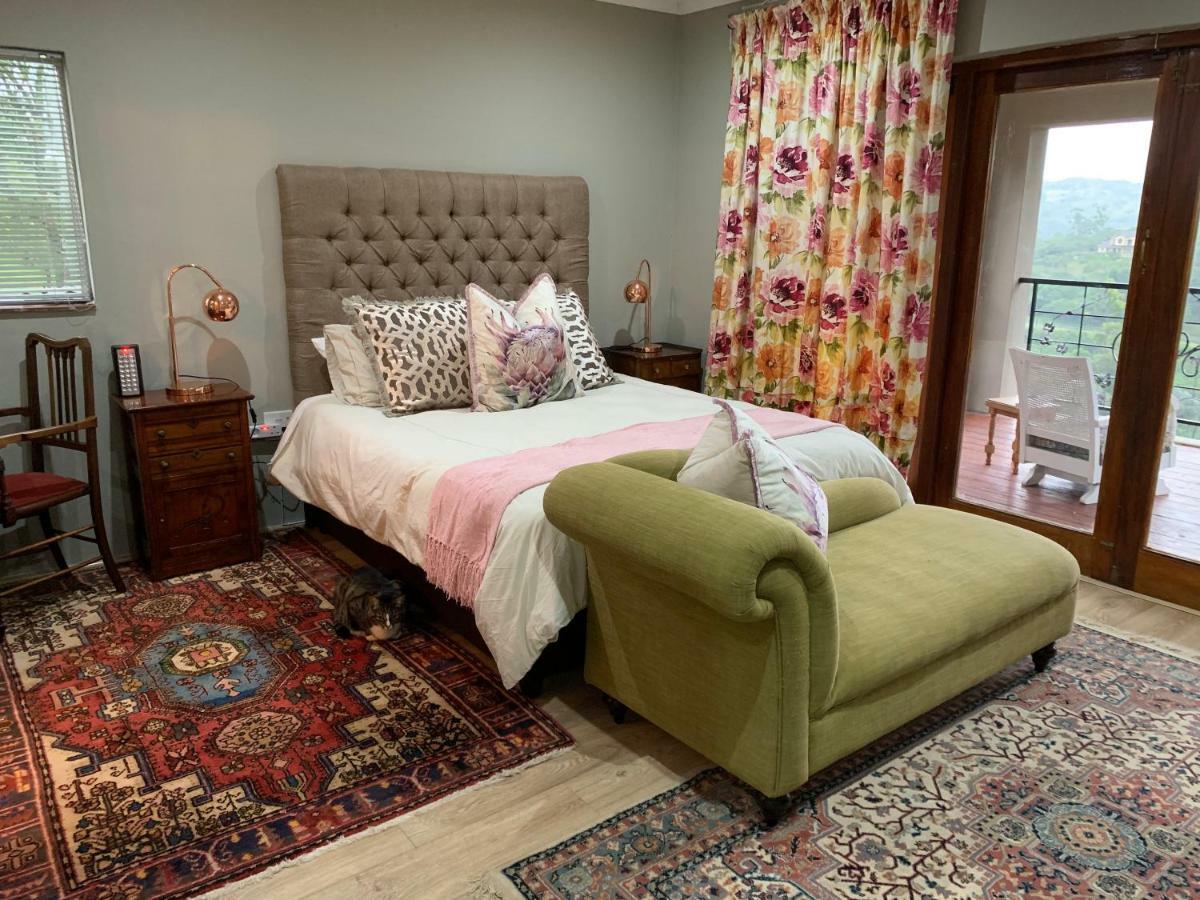 Cavalo Guesthouse & Equestrian Estate Drummond エクステリア 写真