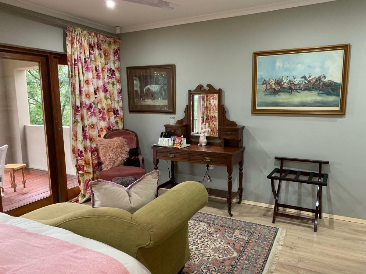 Cavalo Guesthouse & Equestrian Estate Drummond エクステリア 写真