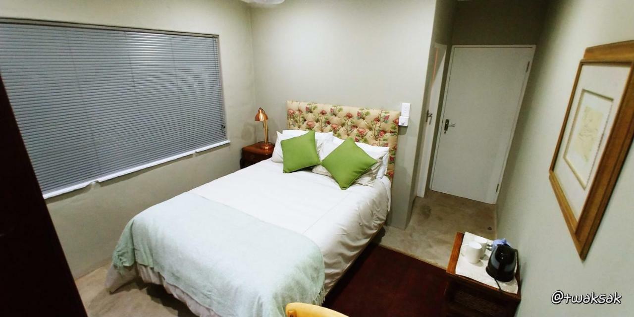 Cavalo Guesthouse & Equestrian Estate Drummond エクステリア 写真